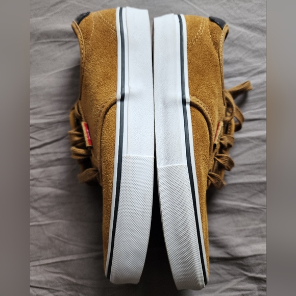 Vans Shoes - Picture 2 of 9